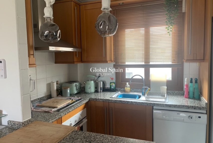 Revente - APPARTEMENT -
ALGORFA - LA FINCA GOLF / ALGORFA