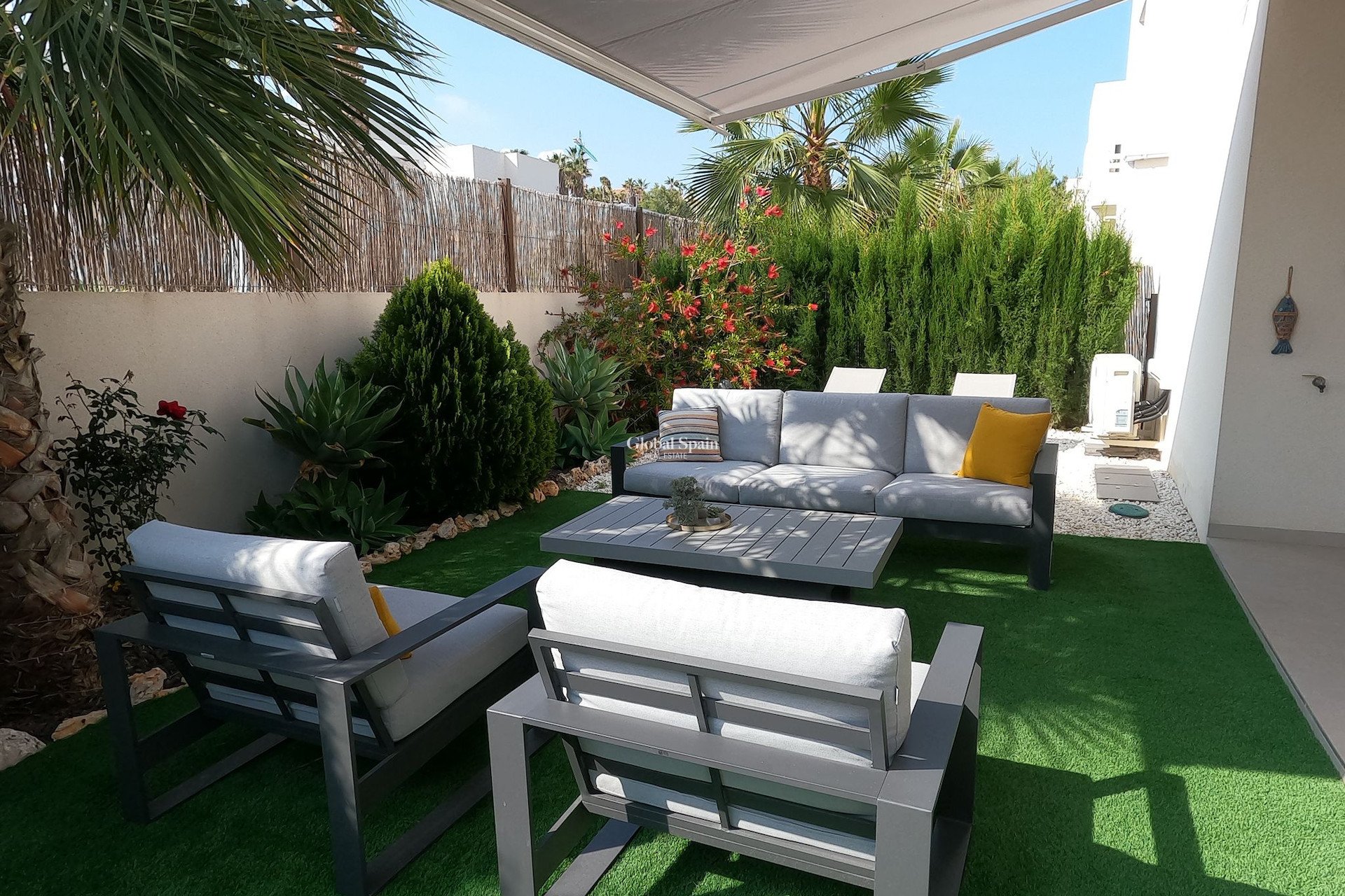 Revente - APPARTEMENT -
ALGORFA - LA FINCA GOLF / ALGORFA