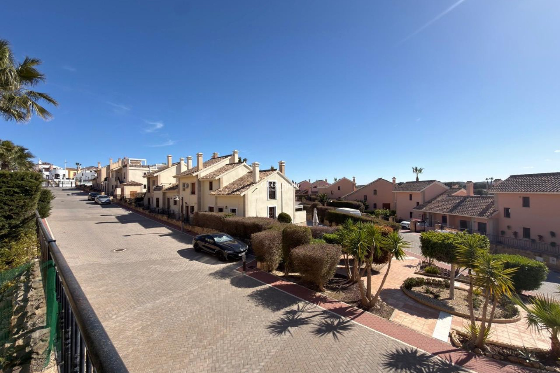 Revente - APPARTEMENT -
ALGORFA - LA FINCA GOLF / ALGORFA