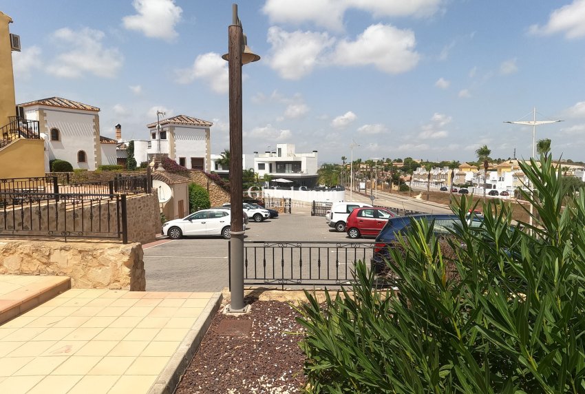 Revente - APPARTEMENT -
ALGORFA - LA FINCA GOLF / ALGORFA