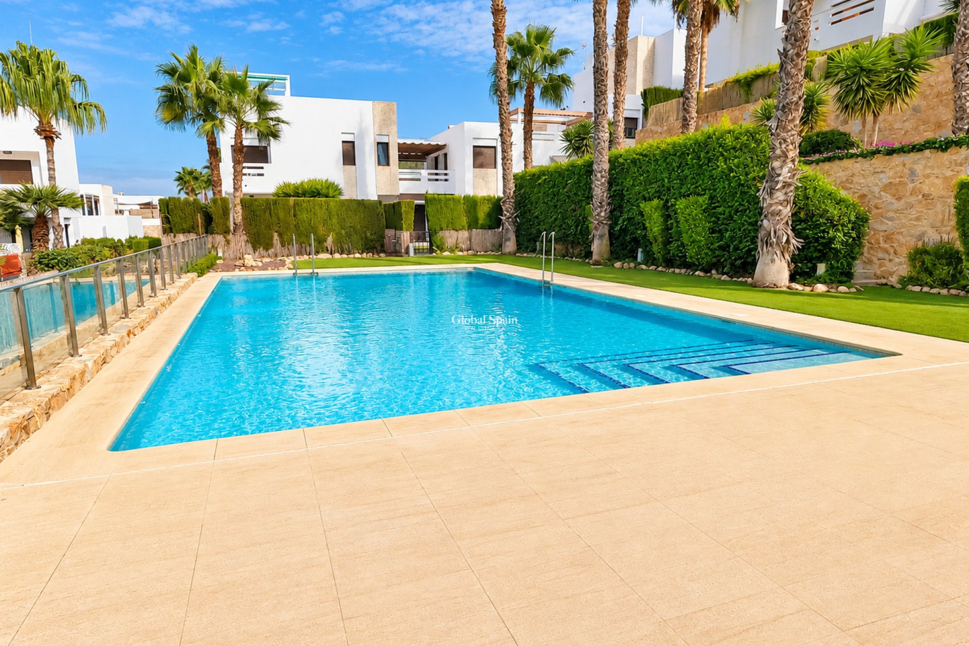 Revente - APPARTEMENT -
ALGORFA - LA FINCA GOLF / ALGORFA