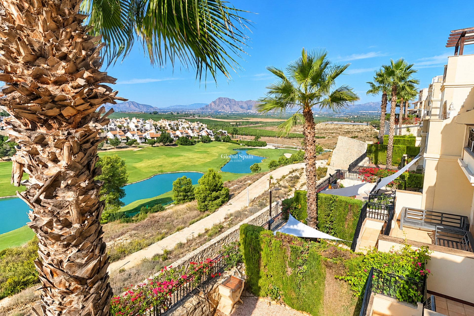 Revente - APPARTEMENT -
ALGORFA - LA FINCA GOLF / ALGORFA