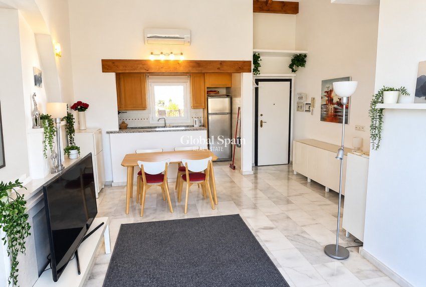 Revente - APPARTEMENT -
ALGORFA - LA FINCA GOLF / ALGORFA