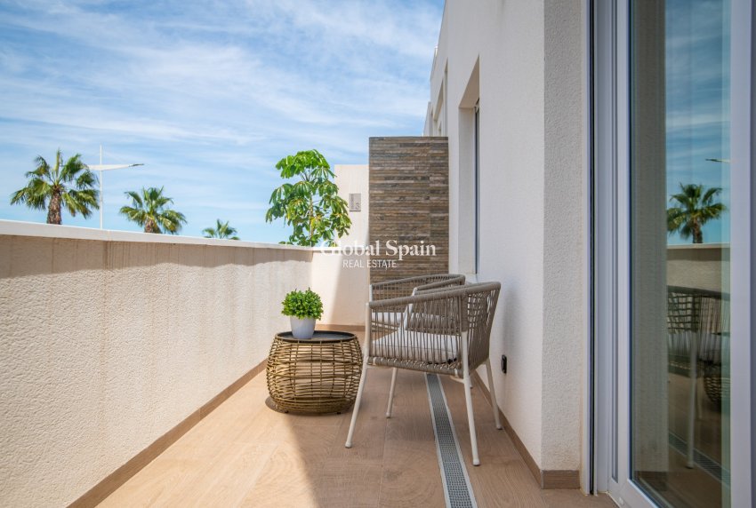 Revente - Appartement -
ALGORFA - LA FINCA GOLF / ALGORFA