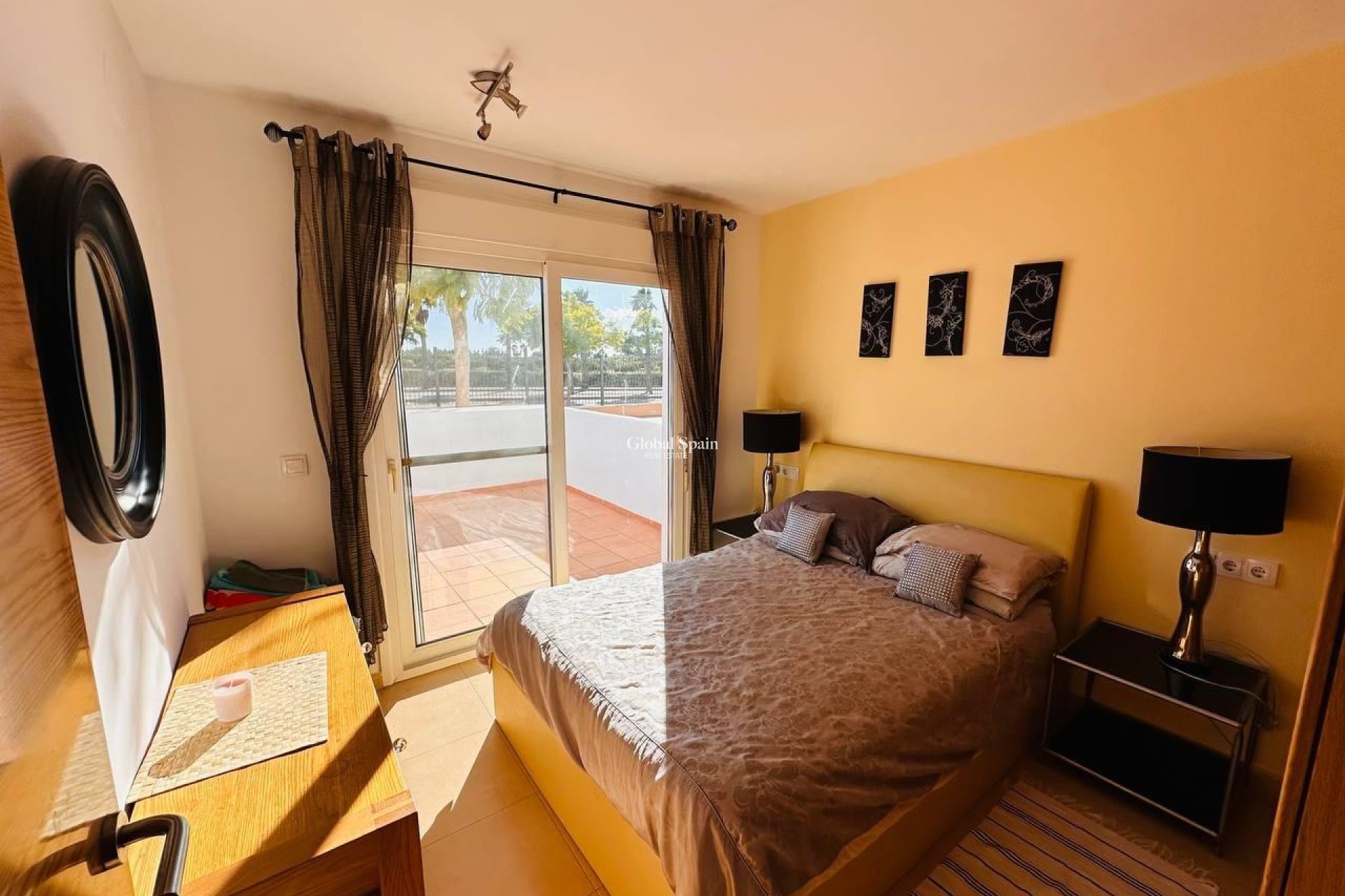 Revente - APPARTEMENT -
ALHAMA DE MURCIA