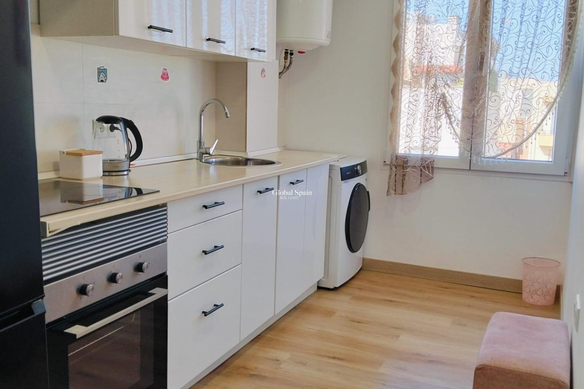 Revente - APPARTEMENT -
ALICANTE - Altozano