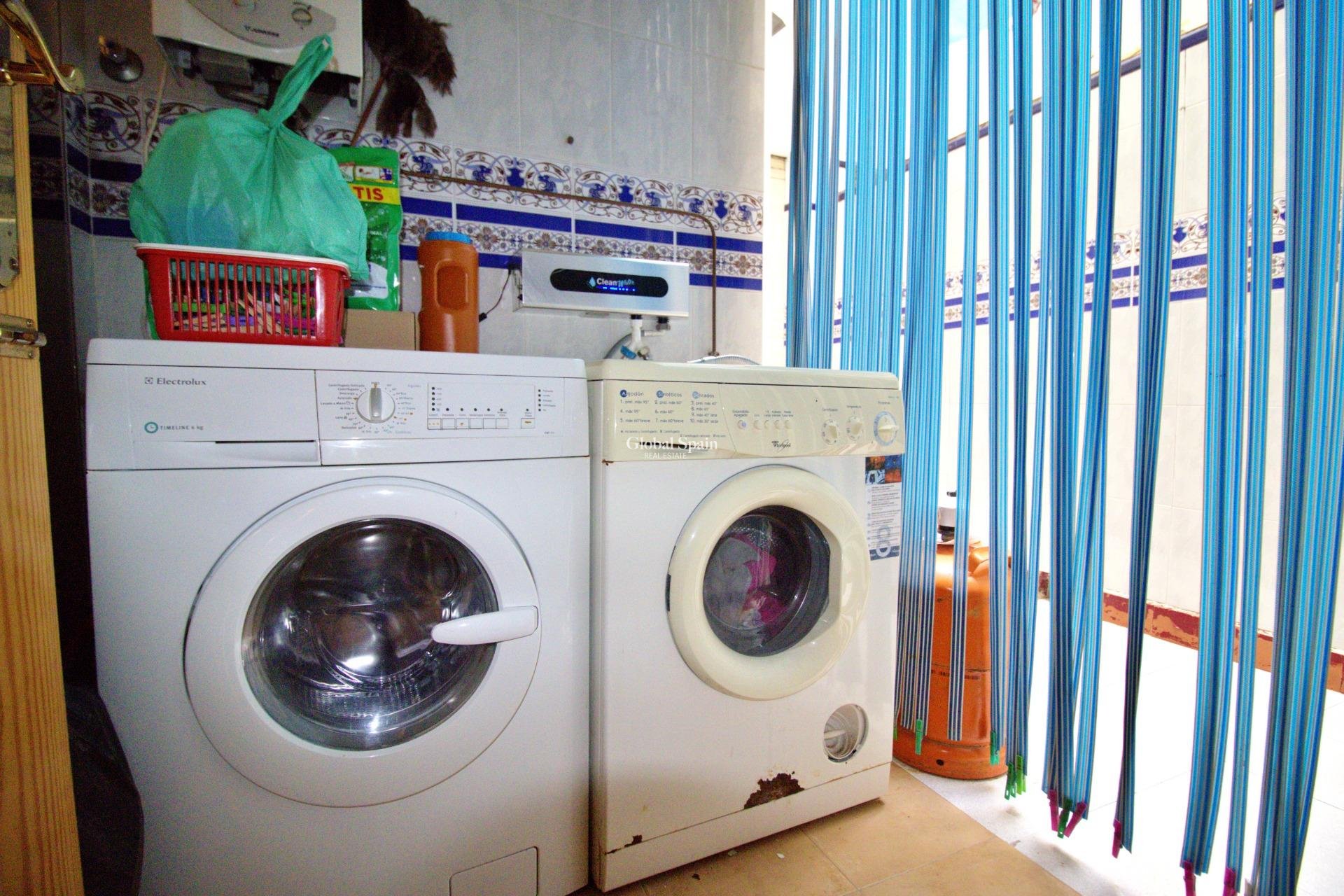 Revente - APPARTEMENT -
ALICANTE - BENALÚA
