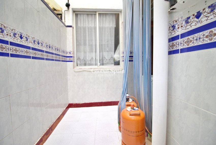 Revente - APPARTEMENT -
ALICANTE - BENALÚA