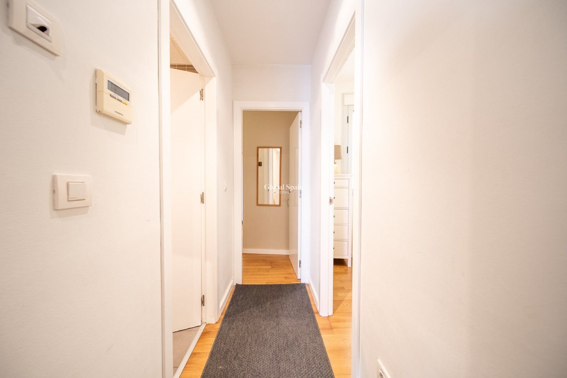 Revente - APPARTEMENT -
ALICANTE - Centro