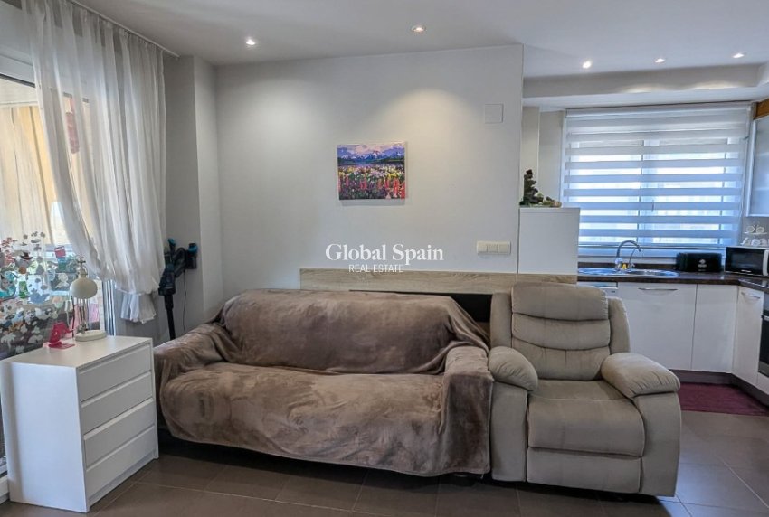 Revente - APPARTEMENT -
ALICANTE - El Campello