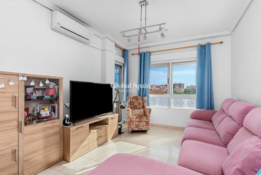 Revente - Appartement -
ALICANTE - El Campello