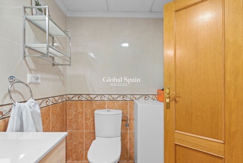 Revente - Appartement -
ALICANTE - El Campello