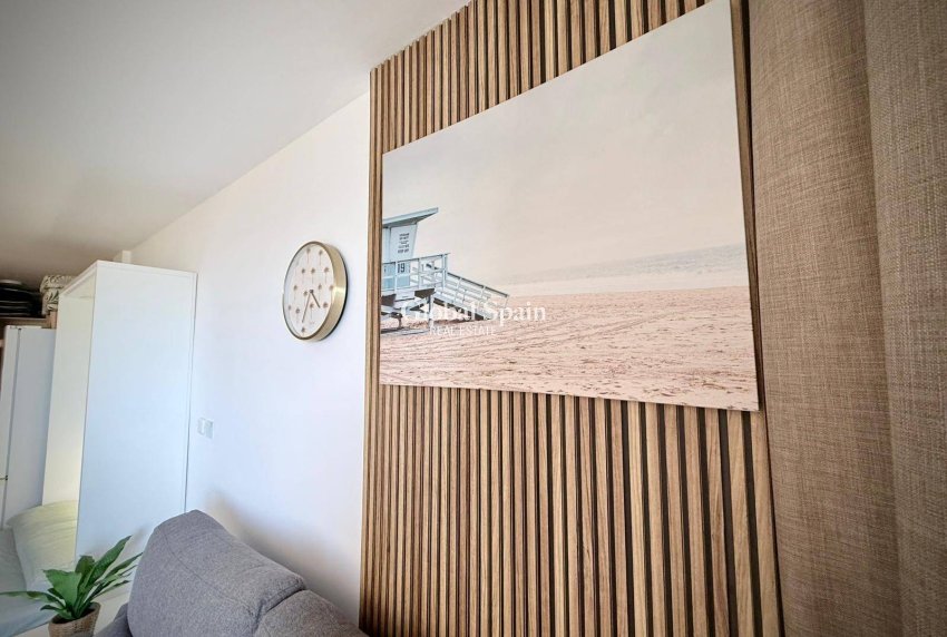 Revente - APPARTEMENT -
ALICANTE - La Creu Del Grau