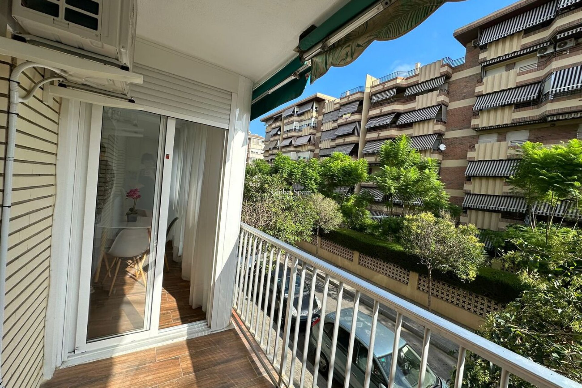 Revente - APPARTEMENT -
ALICANTE - Pla Del Bon Repos