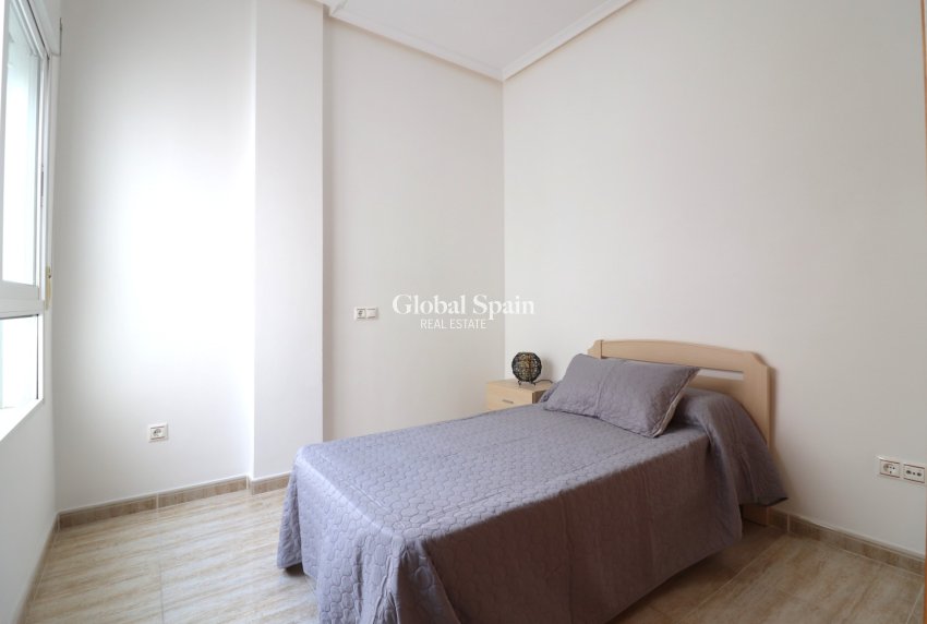 Revente - APPARTEMENT -
Almoradi - Almoradi - Town