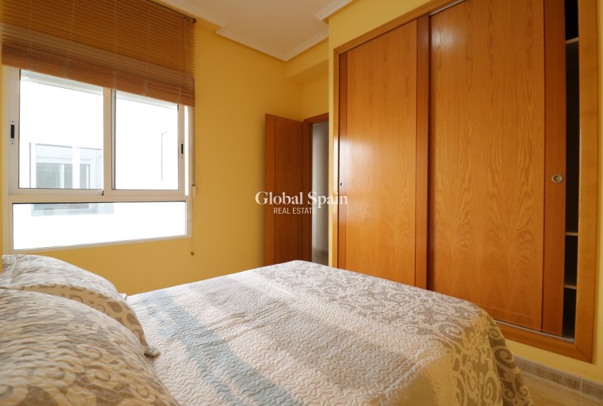 Revente - APPARTEMENT -
Almoradi - Almoradi - Town