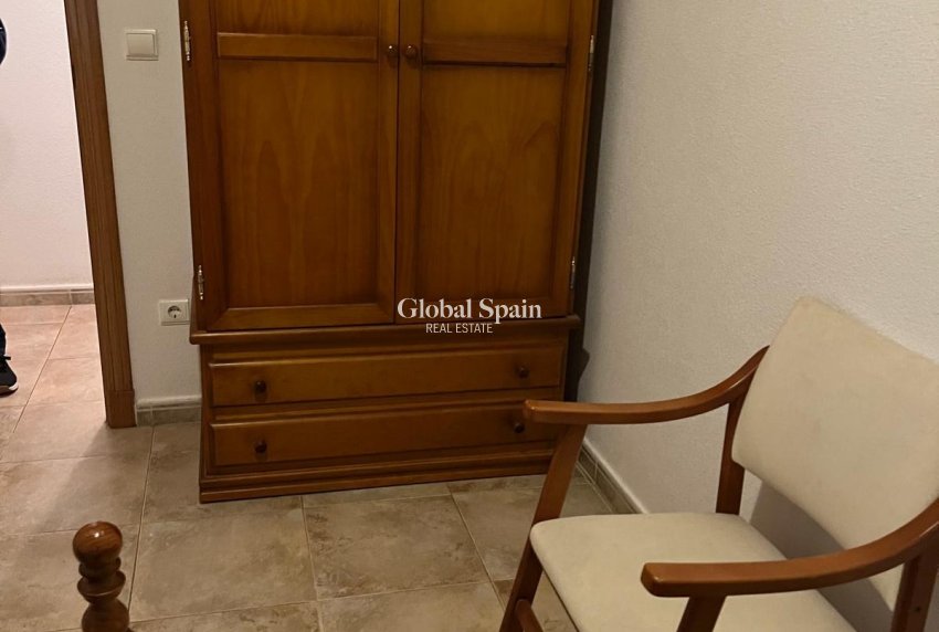 Revente - APPARTEMENT -
ALMORADÍ - Centro Urbano 2