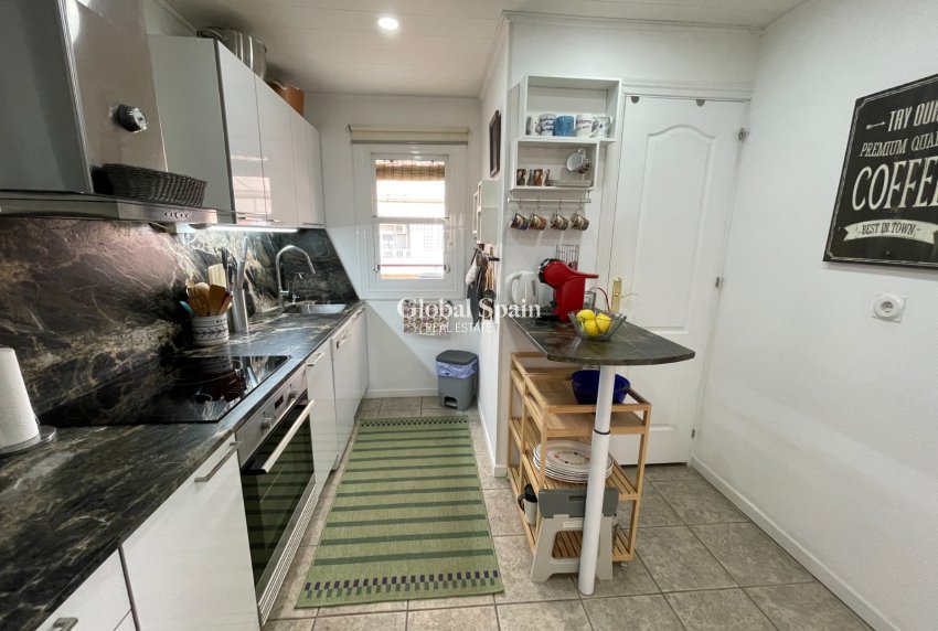 Revente - APPARTEMENT -
ALMORADÍ - Inland