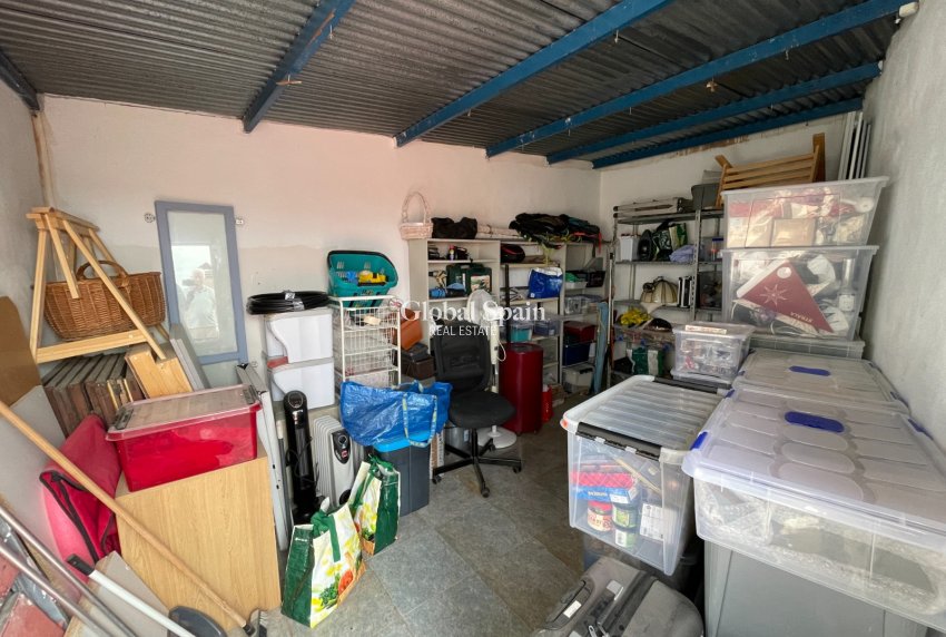 Revente - APPARTEMENT -
ALMORADÍ - Inland