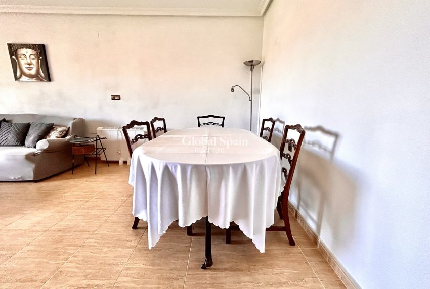 Revente - APPARTEMENT -
ALMORADÍ - Inland