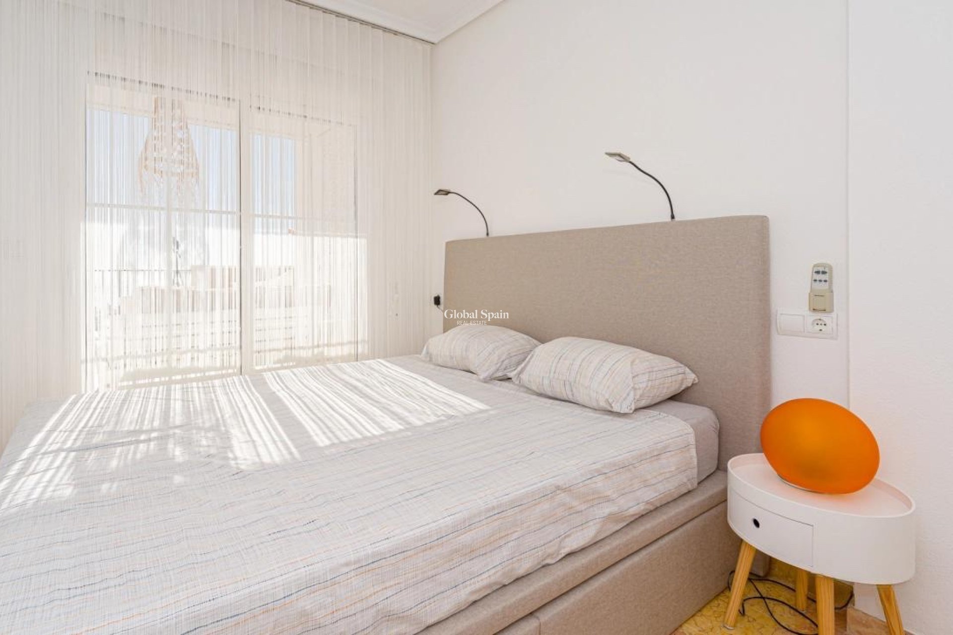 Revente - APPARTEMENT -
ALTEA - Costa Blanca