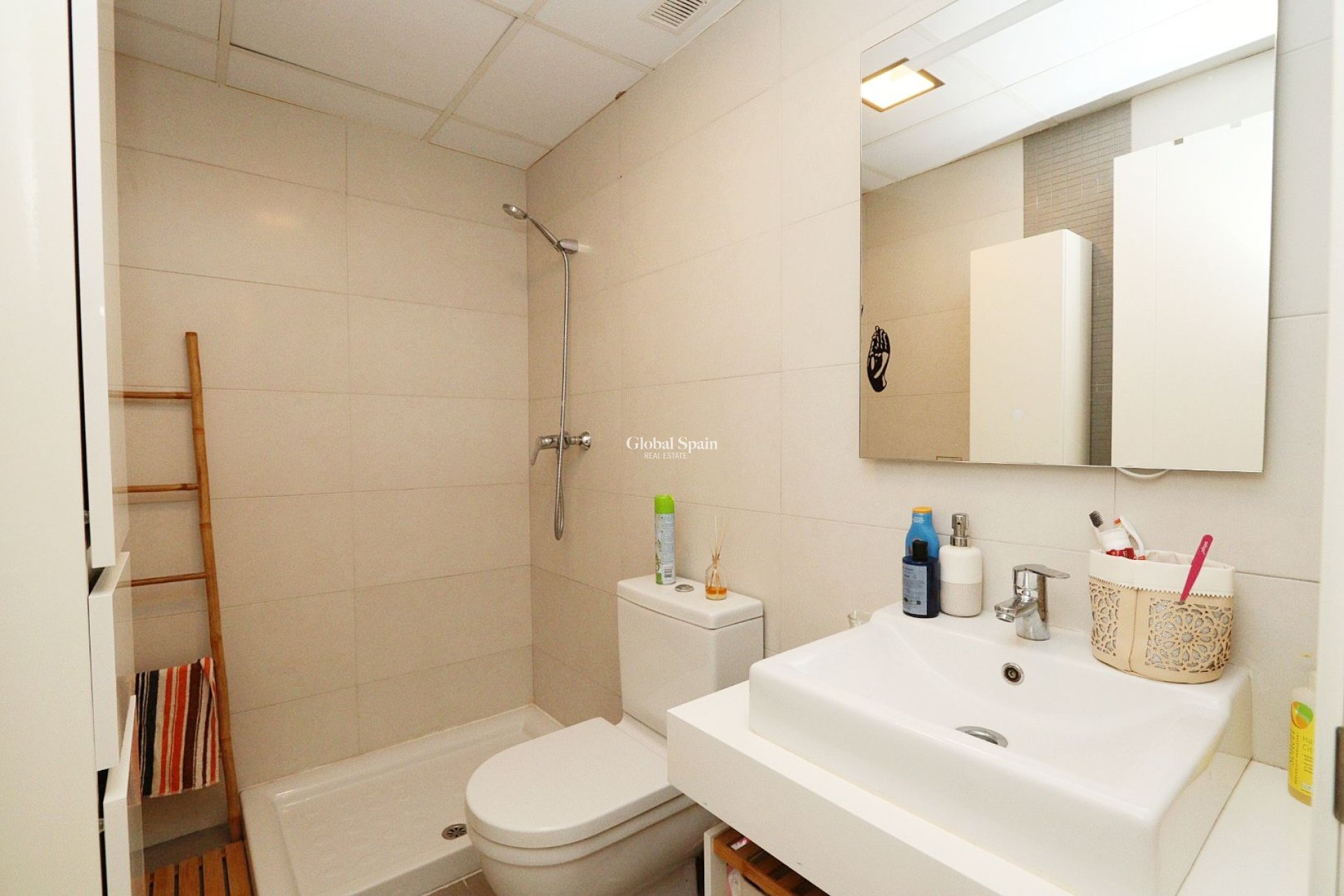 Revente - APPARTEMENT -
ALTEA - Costa Blanca