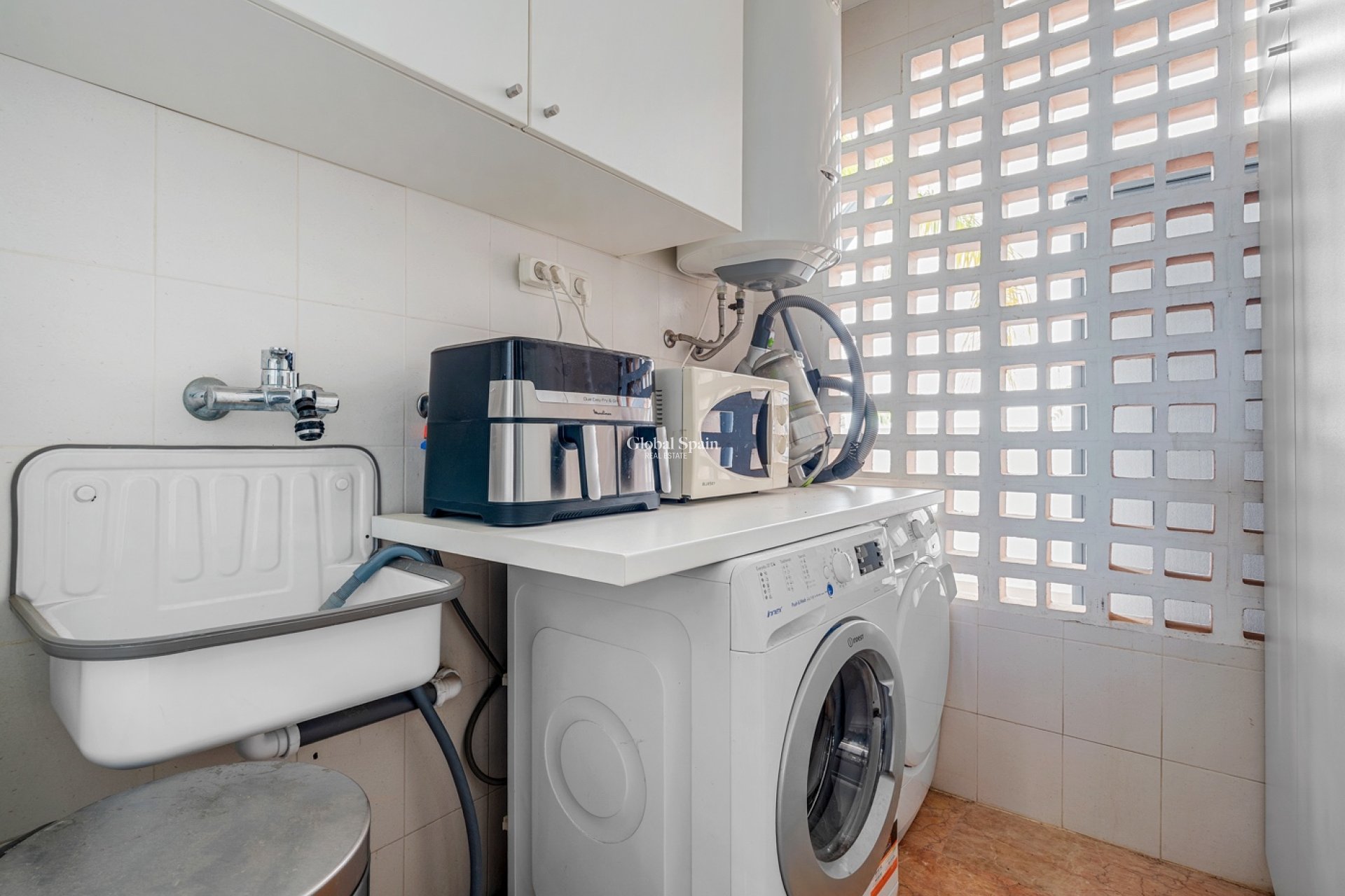 Revente - APPARTEMENT -
ALTEA - Costa Blanca