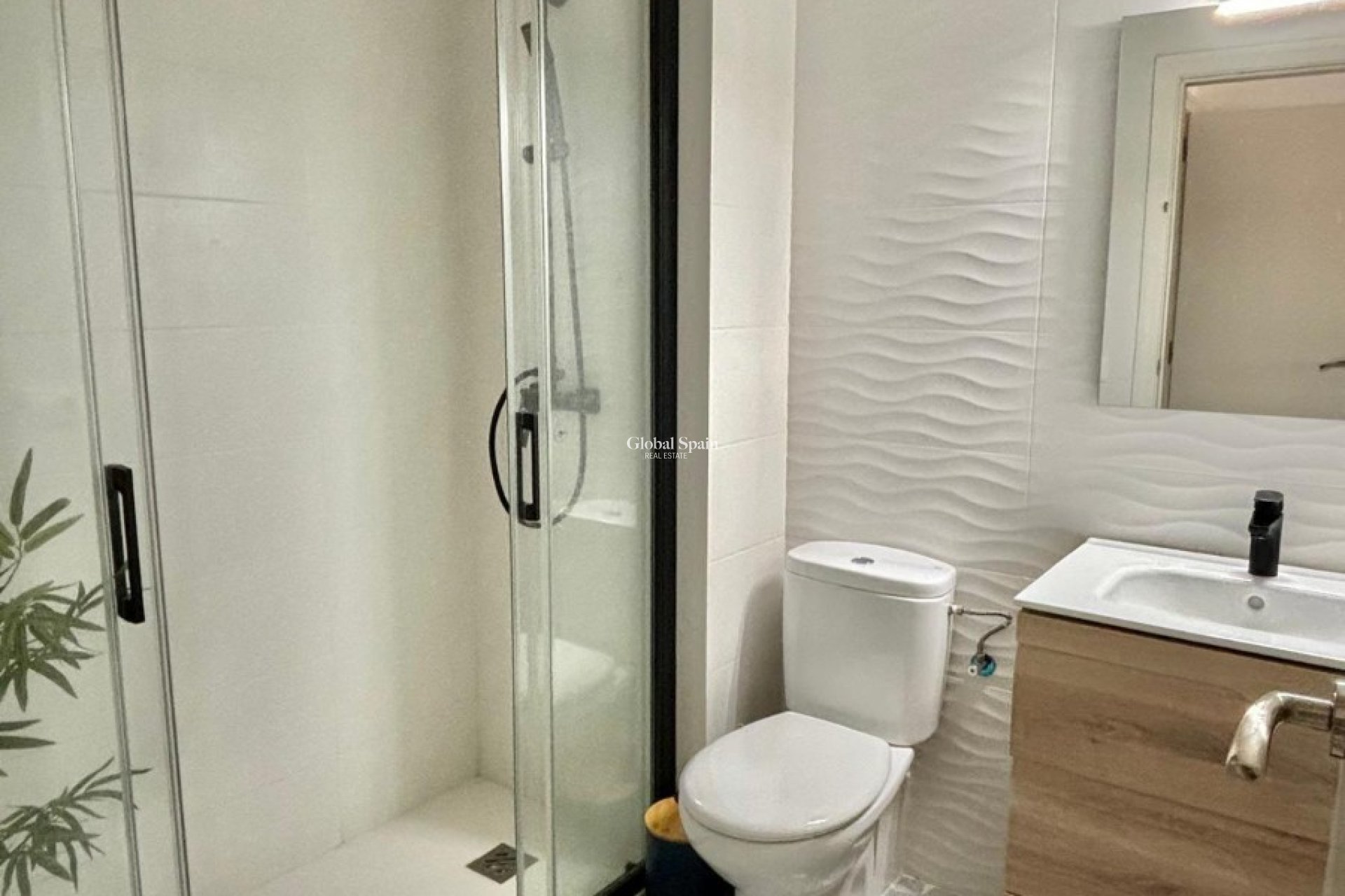Revente - APPARTEMENT -
ALTEA