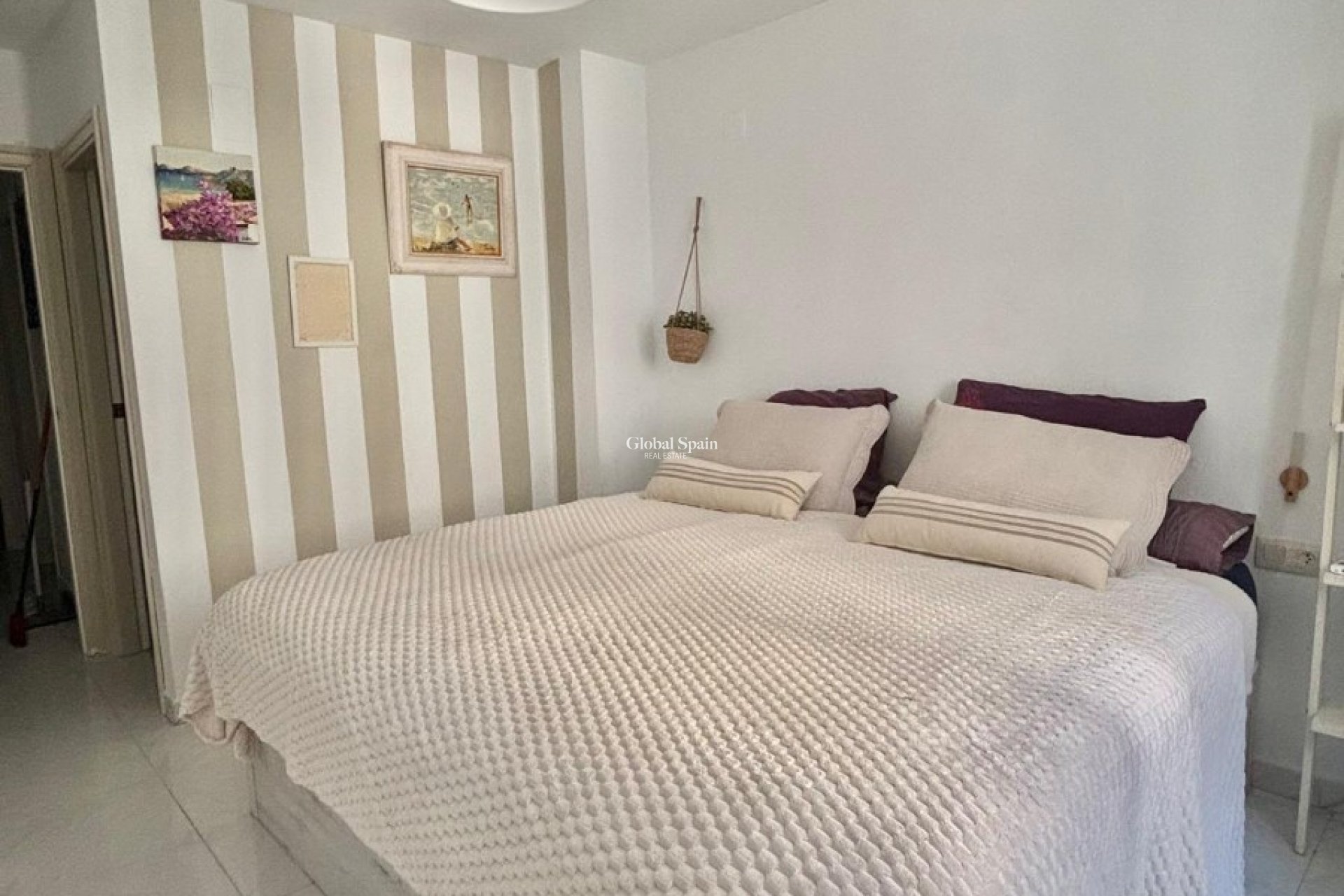 Revente - APPARTEMENT -
ALTEA