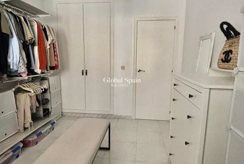 Revente - APPARTEMENT -
ALTEA