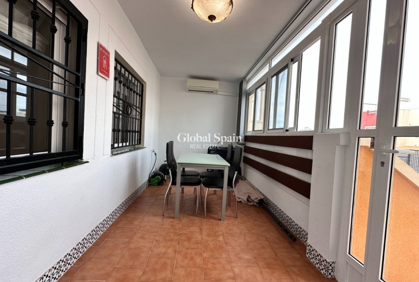 Revente - Appartement - Appartement au rez-de-chaussée -
TORREVIEJA - LOS BALCONES - LOS ALTOS