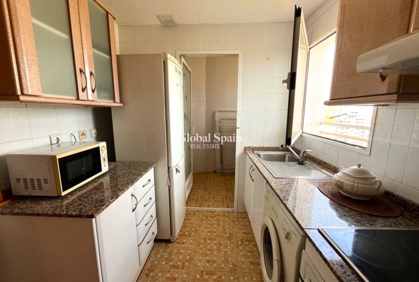 Revente - Appartement -
Benidorm - Centro