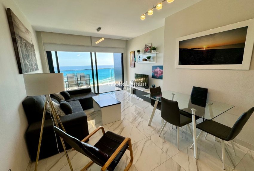 Revente - APPARTEMENT -
BENIDORM - Costa Blanca