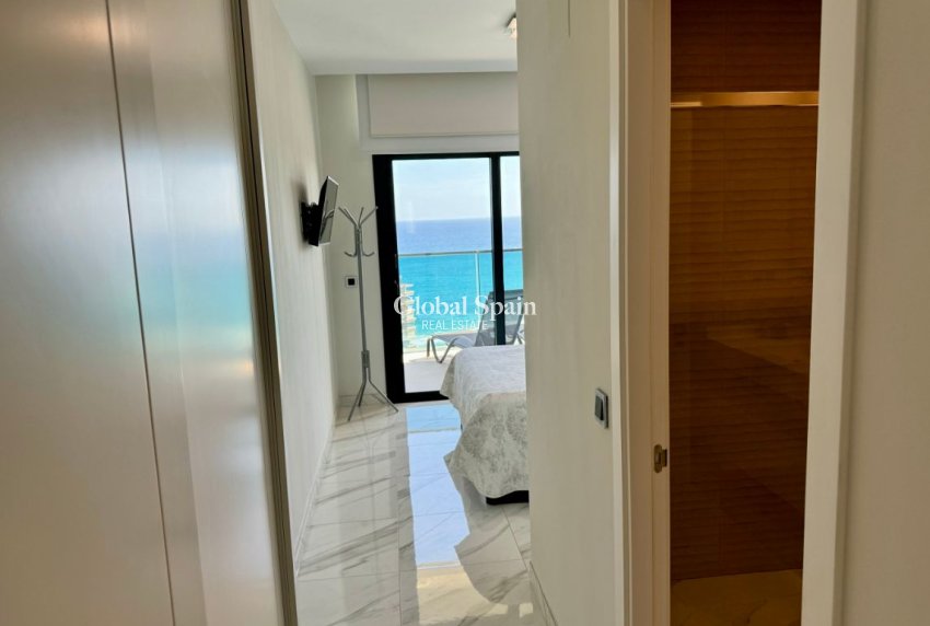 Revente - APPARTEMENT -
BENIDORM - Costa Blanca