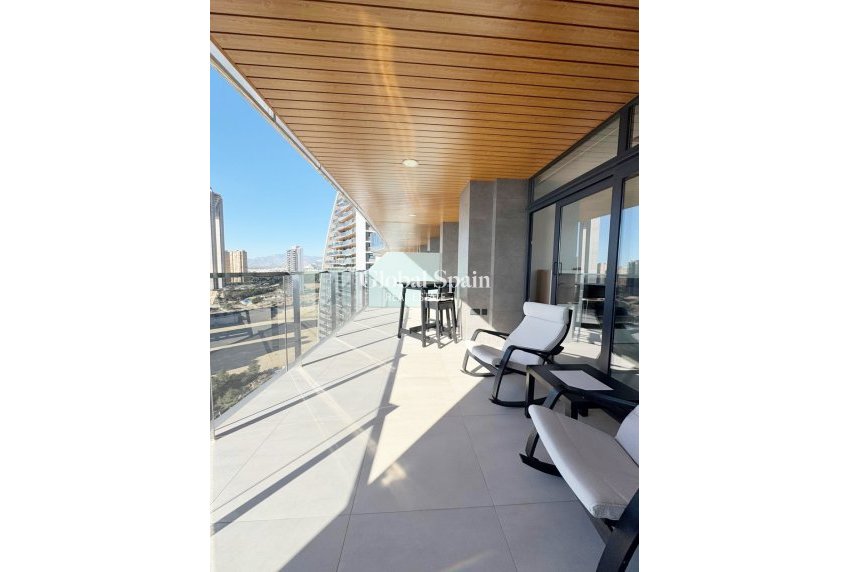 Revente - APPARTEMENT -
BENIDORM - Costa Blanca