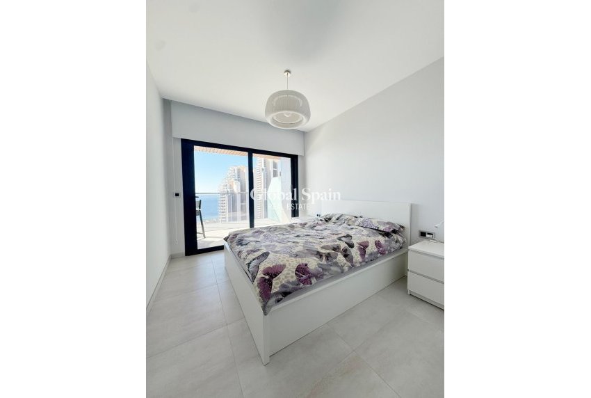 Revente - APPARTEMENT -
BENIDORM - Costa Blanca
