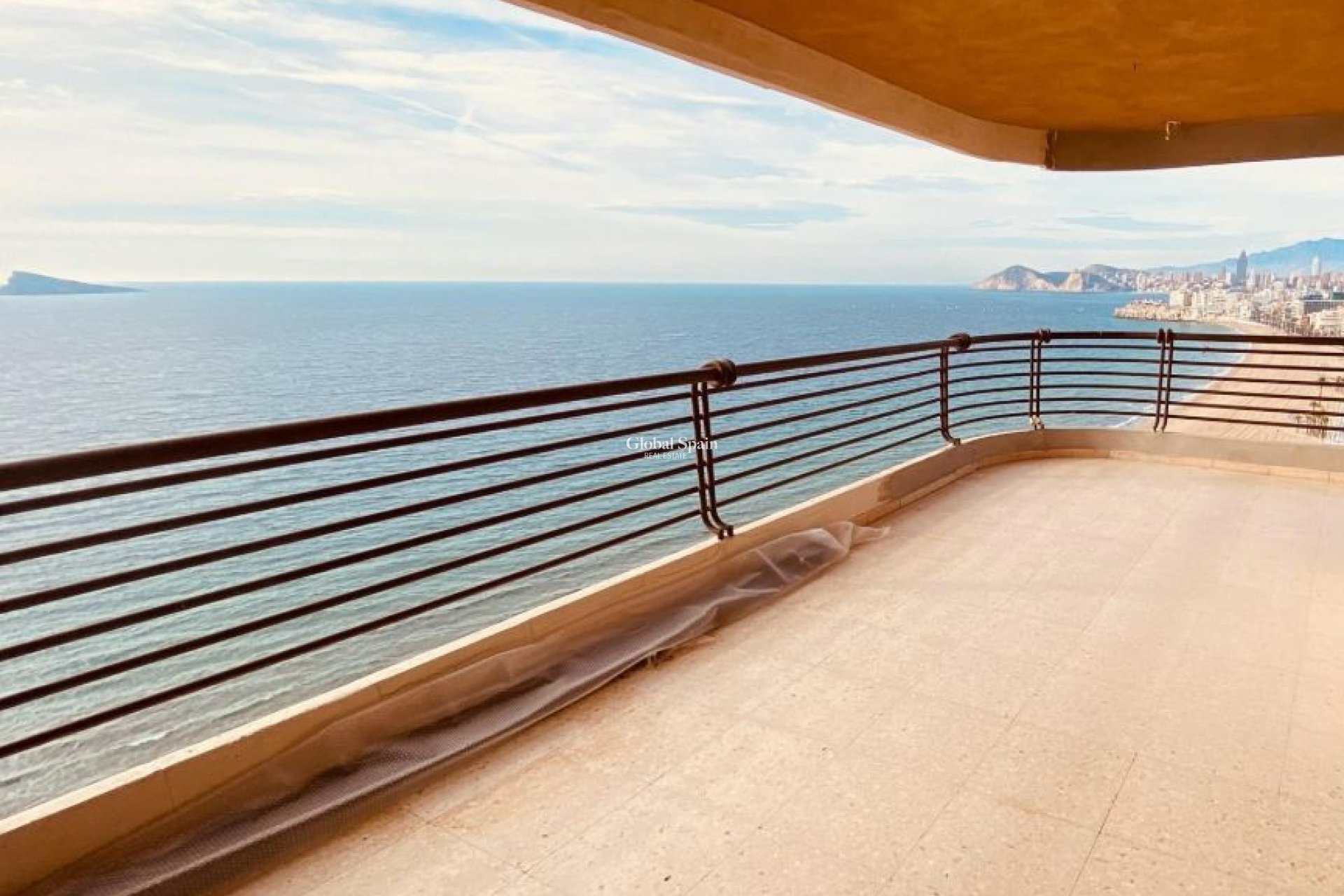 Revente - APPARTEMENT -
BENIDORM - Costa Blanca