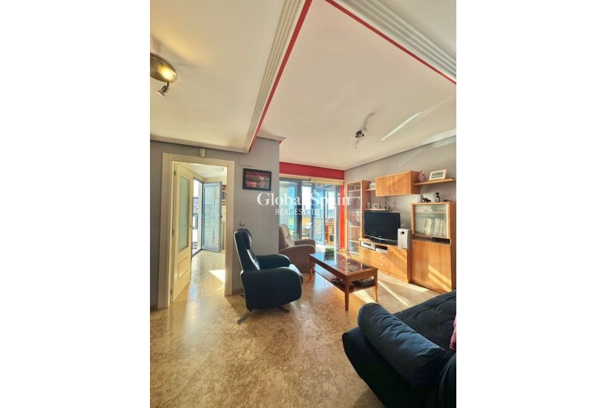 Revente - APPARTEMENT -
BENIDORM - Costa Blanca