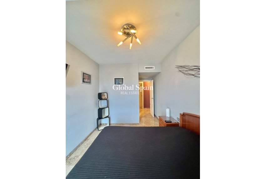 Revente - APPARTEMENT -
BENIDORM - Costa Blanca