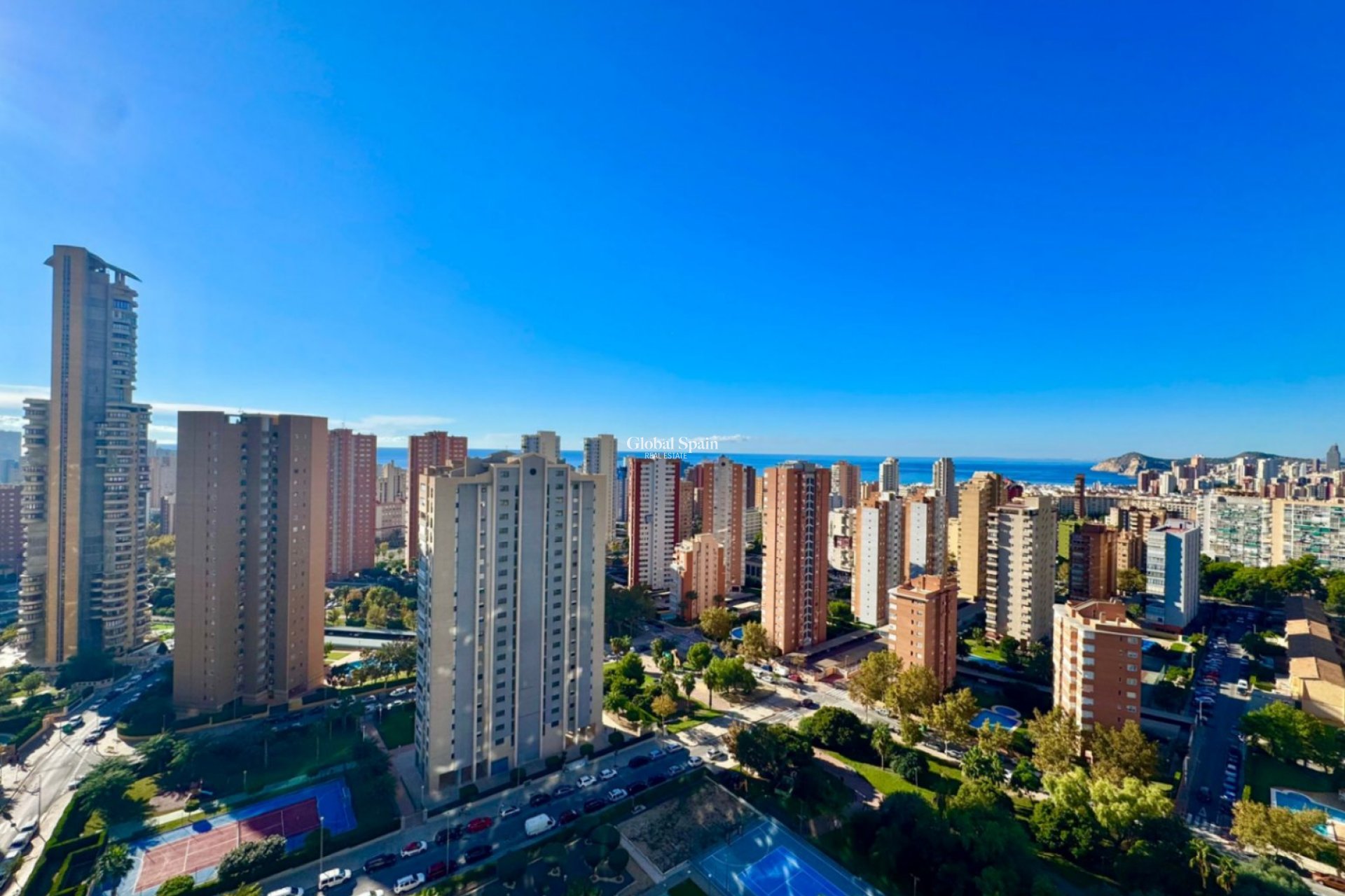 Revente - APPARTEMENT -
BENIDORM - Costa Blanca