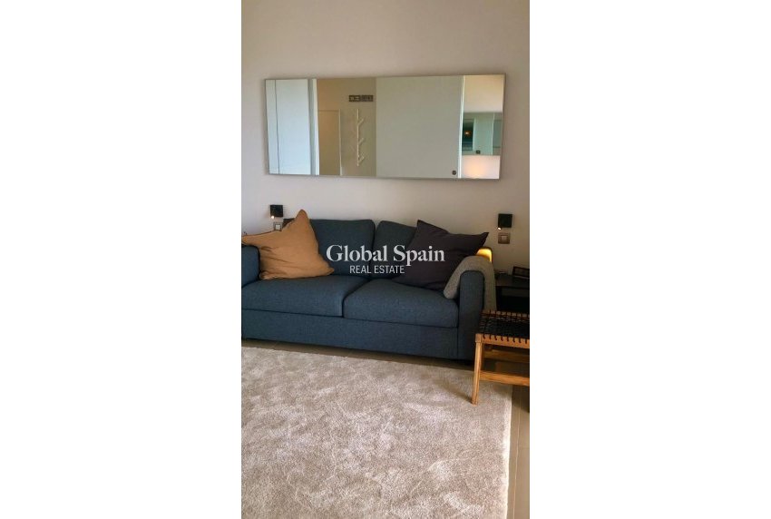 Revente - APPARTEMENT -
BENIDORM - Costa Blanca