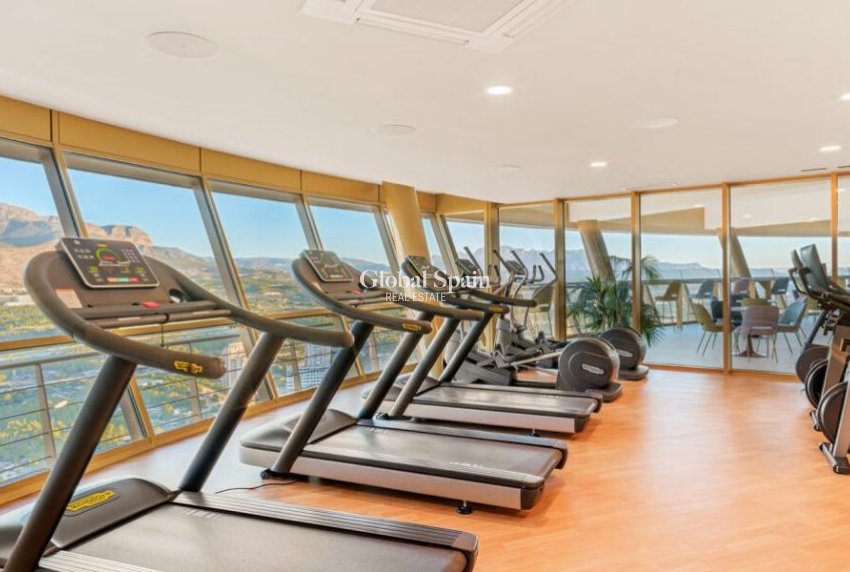 Revente - APPARTEMENT -
BENIDORM - Costa Blanca