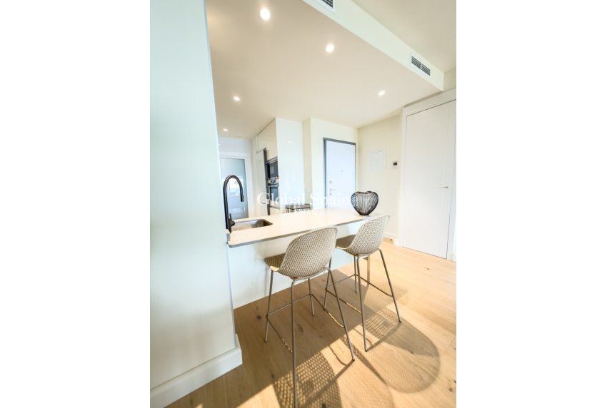 Revente - APPARTEMENT -
BENIDORM - Costa Blanca