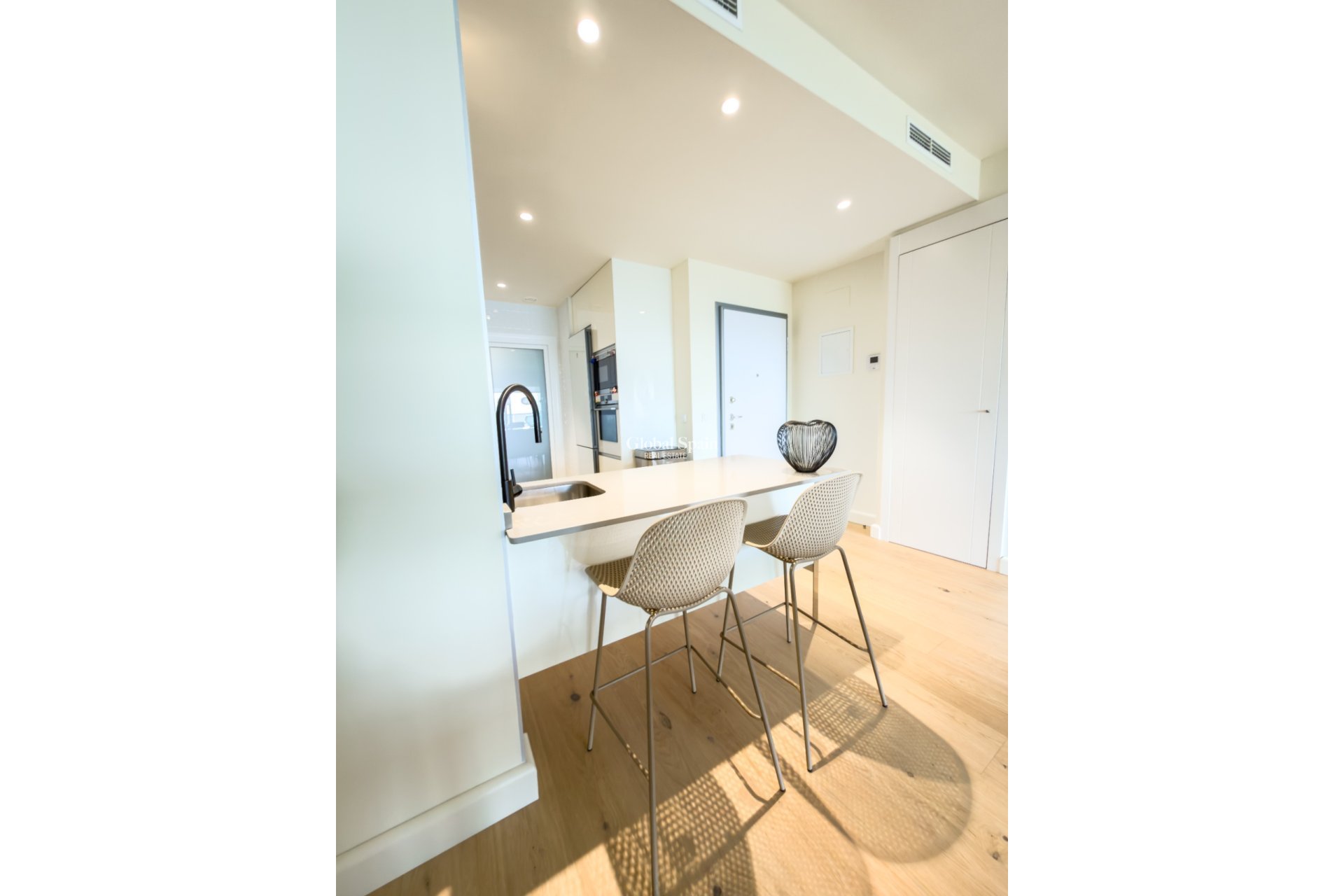 Revente - APPARTEMENT -
BENIDORM - Costa Blanca