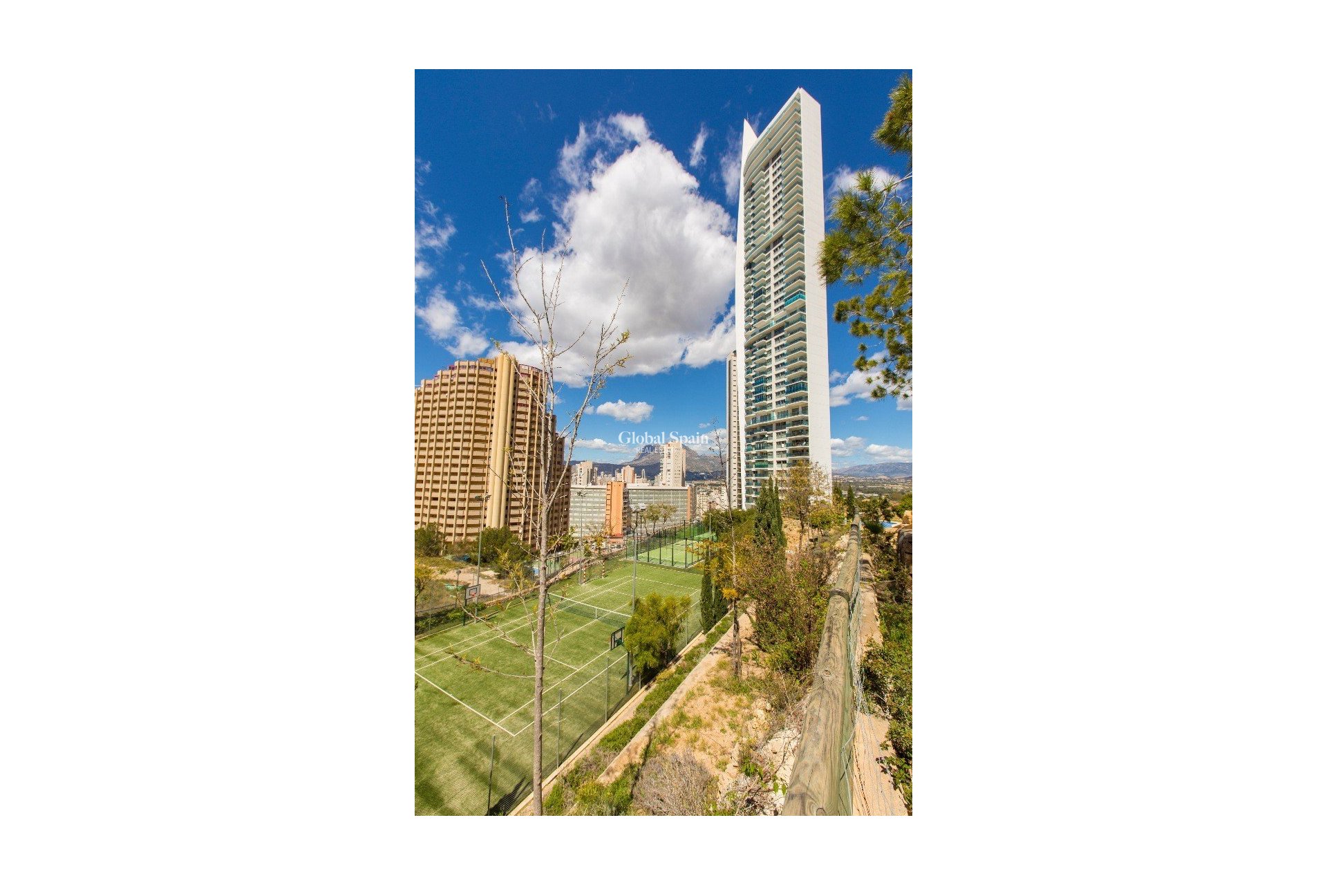 Revente - APPARTEMENT -
BENIDORM - Costa Blanca