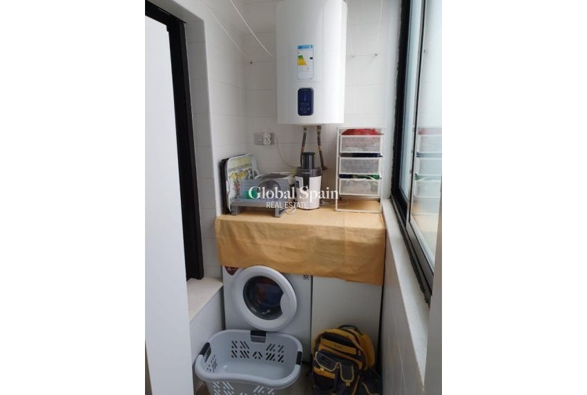 Revente - APPARTEMENT -
BENIDORM - Costa Blanca