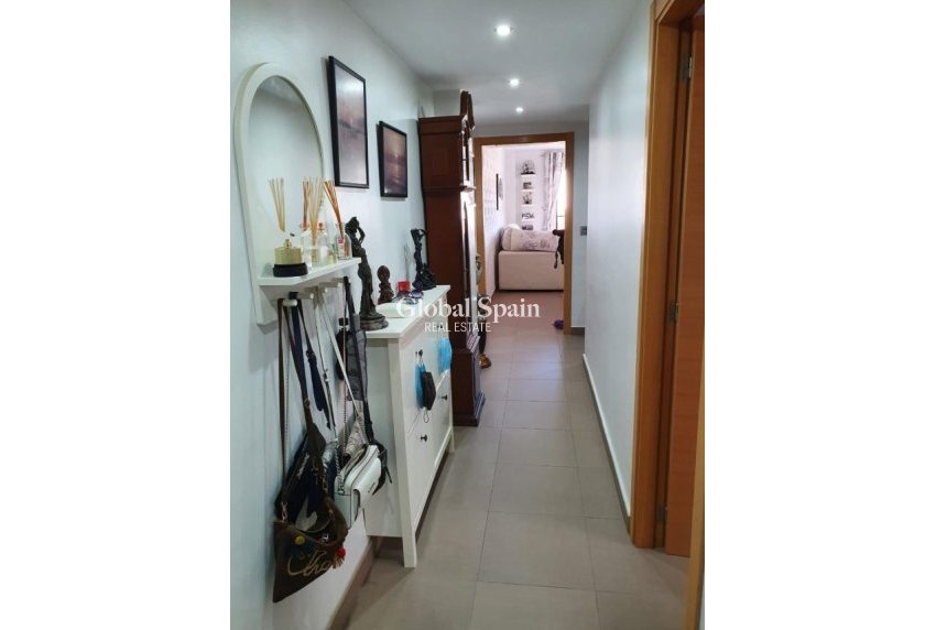 Revente - APPARTEMENT -
BENIDORM - Costa Blanca