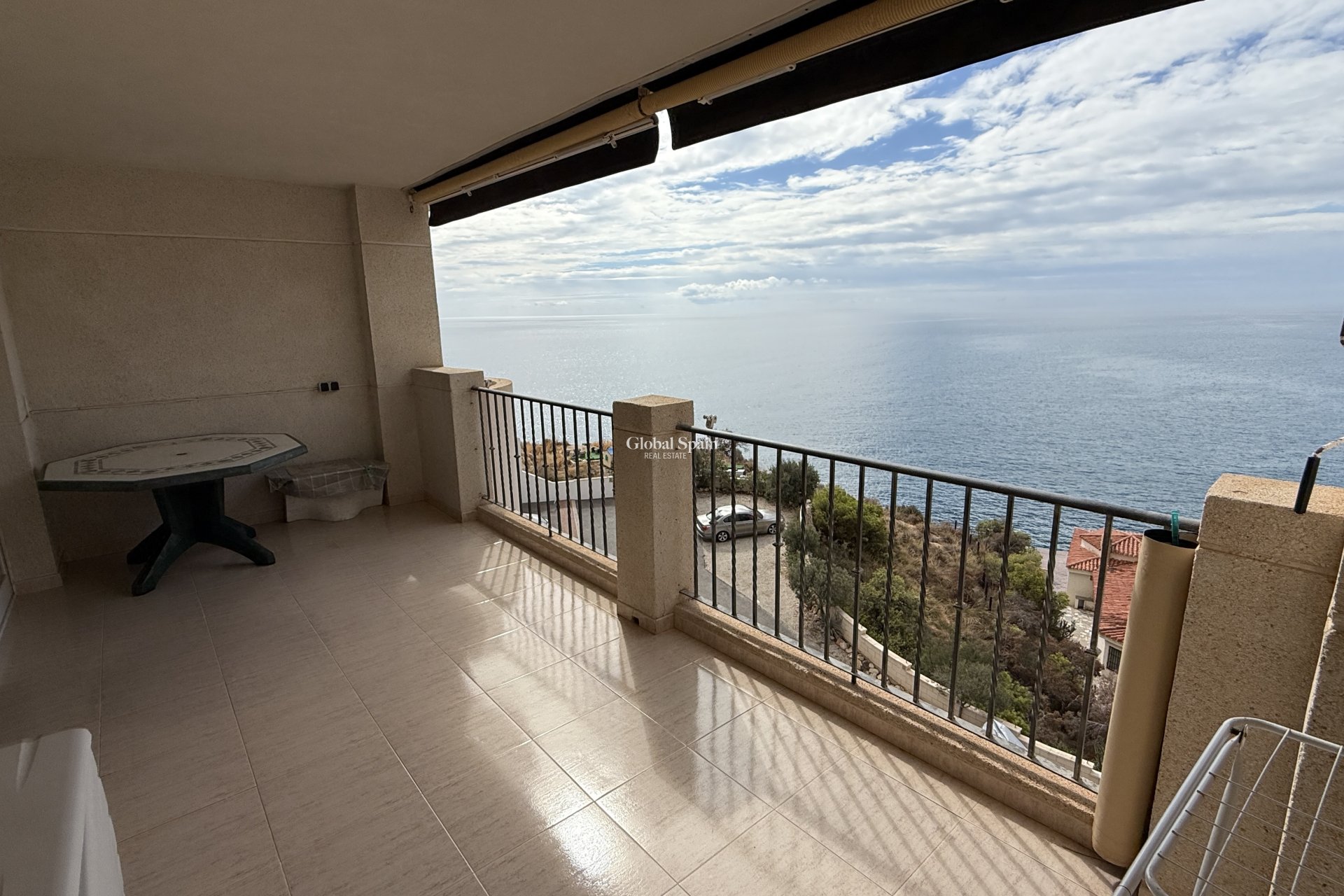 Revente - APPARTEMENT -
BENIDORM - Costa Blanca