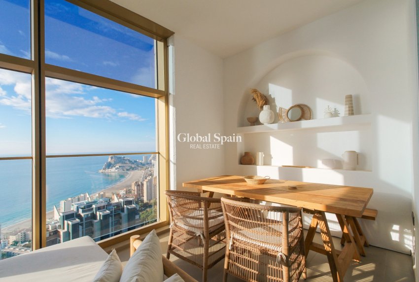 Revente - APPARTEMENT -
BENIDORM - Costa Blanca