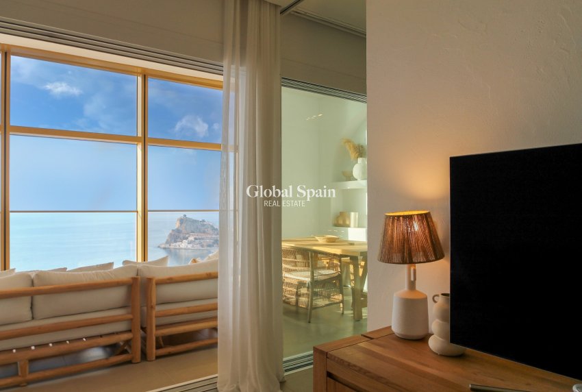 Revente - APPARTEMENT -
BENIDORM - Costa Blanca